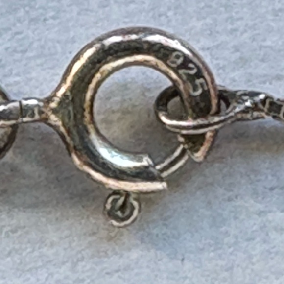 Elegant 925 Sterling Silver chain and faceted oval Citrine Pendant Necklace. - Picture 5 of 7